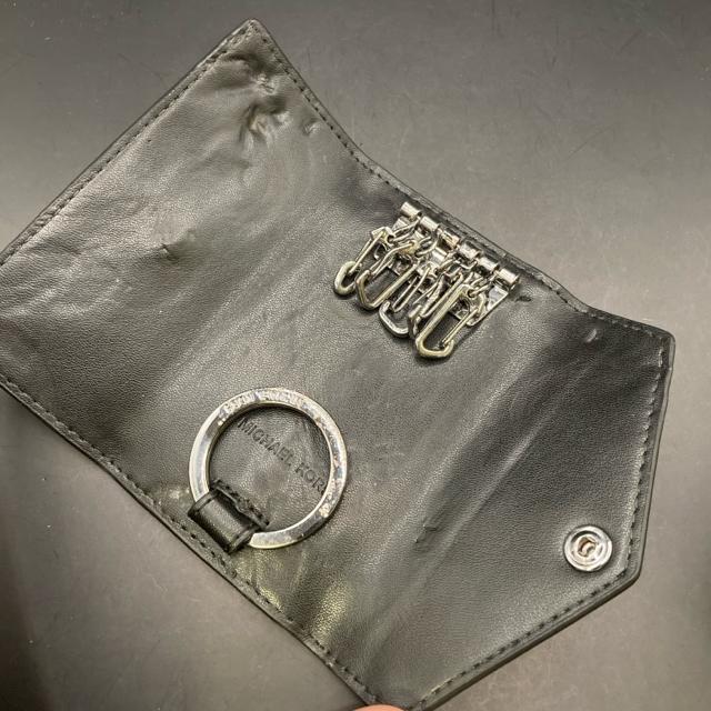 即決 MICHAEL KORS マイケルコース 5連 キーケース < ブランド  即決 MICHAEL KORS マイケルコース 5連 キーケース < ブランドの