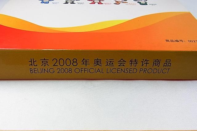 【正規品・公式ライセンス】北京2008オリンピック 屏風記念章 福娃デザイン(金メッキ/ケース付き) < ホビー 【正規品・公式ライセンス】北京2008オリンピック 屏風記念章 福娃デザイン(金メッキ/ケース付き) < ホビーの