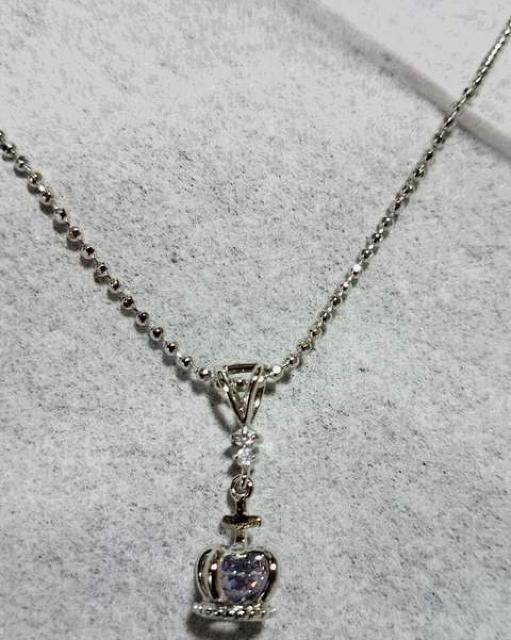 【送料無料】王冠/パープル  紫/ジルコニア/シルバー/ネックレス/新品未使用品 < 女性アクセサリー/時計  【送料無料】王冠/パープル  紫/ジルコニア/シルバー/ネックレス/新品未使用品  < 女性アクセサリー/時計の