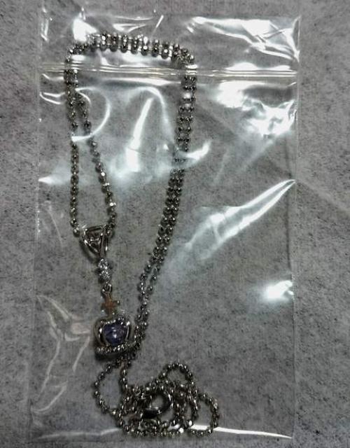 【送料無料】王冠/パープル  紫/ジルコニア/シルバー/ネックレス/新品未使用品 < 女性アクセサリー/時計  【送料無料】王冠/パープル  紫/ジルコニア/シルバー/ネックレス/新品未使用品 < 女性アクセサリー/時計の