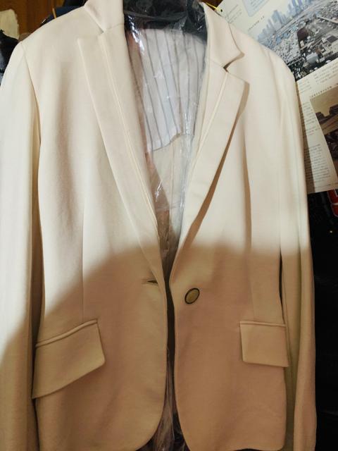 スーツ風ジヤケット サイズL. 11色はべージユ < 女性ファッション  スーツ風ジヤケット サイズL. 11色はべージユ < 女性ファッションの