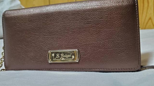 正規レア ブルガリ コレツィオーネ ソリティオ ロゴエンブレム 長財布 茶  チェーンウォレット 2つ折り クラシック < ブランド  正規レア ブルガリ コレツィオーネ ソリティオ ロゴエンブレム 長財布 茶  チェーンウォレット 2つ折り クラシック < ブランドの