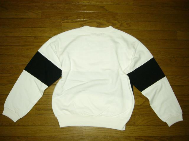 新品 KAPITAL キャピタル ECO裏毛 フェザージュエル 2TONE スウェット 2 白黒 ワッペン < ブランド 新品 KAPITAL キャピタル ECO裏毛 フェザージュエル 2TONE スウェット 2 白黒 ワッペン < ブランドの