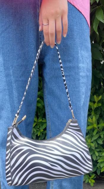 ��at12:03�n�[�t���[���A�j�}��PU�V�����_�[�o�b�O���V�i�^�O�t���[�u����  �� �����t�@�b�V������ 