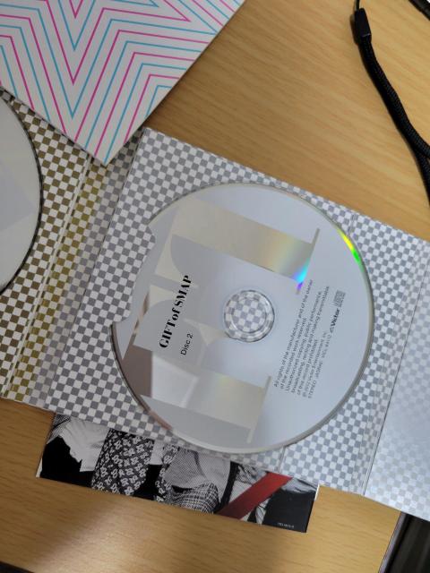 SMAP CD 「GiFT OF SMAP」 < タレントグッズ  SMAP CD 「GiFT OF SMAP」 < タレントグッズの