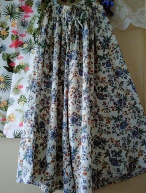 3着まとめて ロングスカート M 美品 < 女性ファッション  3着まとめて ロングスカート M 美品 < 女性ファッションの