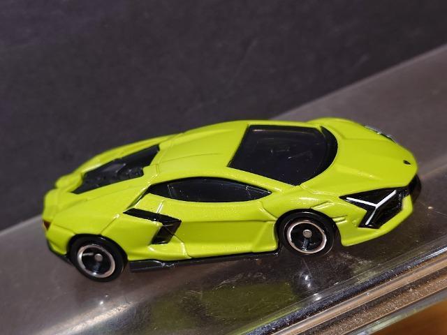 ★初回特別仕様赤箱トミカ107★ランボルギーニ レヴエルト★ < ホビー  ★初回特別仕様赤箱トミカ107★ランボルギーニ レヴエルト★ < ホビーの