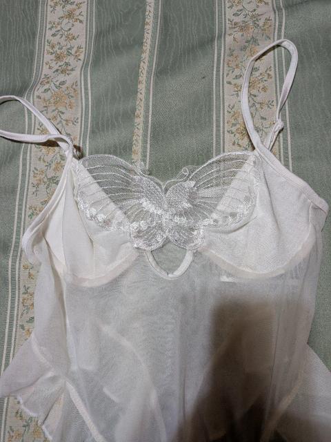 MO1010  �ō����i   �z���C�g���b�V���{�f�B�[�X�[�c    M �� �����t�@�b�V������ 