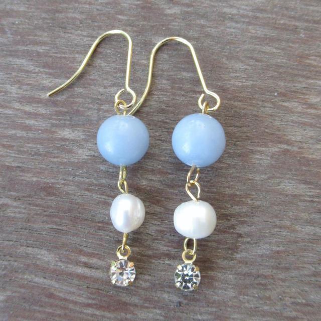 エンジェライトx淡水パール*サージカルステンレスピアス < 女性アクセサリー/時計 エンジェライトx淡水パール*サージカルステンレスピアス < 女性アクセサリー/時計の