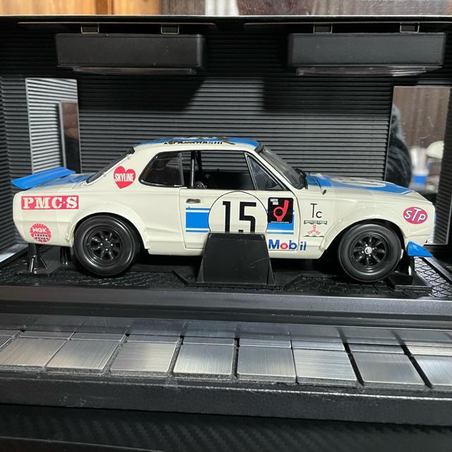 新品未展示品 京商 1/18 日産 スカイライン 2000GT-R(KPGC10) レーシング  高橋国光 直筆サイン入り < ホビー  新品未展示品 京商 1/18 日産 スカイライン 2000GT-R(KPGC10) レーシング  高橋国光 直筆サイン入り < ホビーの
