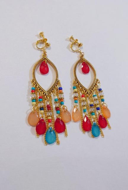 カラフルかわいいイヤリング・ピアス☆ #ボヘミアンピアス  #エスニックピアス  #かわいいピアス  #ボヘミアンイヤリング < 女性アクセサリー/時計  カラフルかわいいイヤリング・ピアス☆ #ボヘミアンピアス  #エスニックピアス  #かわいいピアス  #ボヘミアンイヤリング < 女性アクセサリー/時計の