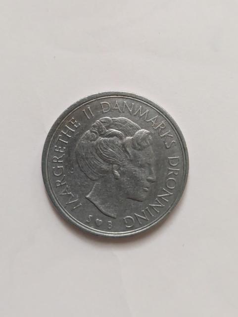 1975Ñf}[N  zr[ 