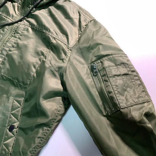 ブルースタンダード MA-1 フライトジャケット オリーブ 中綿入 フード付 Lサイズ ボンバージャケット ブルゾン アウター < 男性ファッション  ブルースタンダード MA-1 フライトジャケット オリーブ 中綿入 フード付 Lサイズ ボンバージャケット ブルゾン アウター < 男性ファッションの