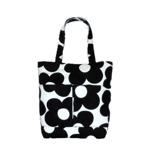 【くったりタイプ】【スクエアベーシックトートバッグ】【外ポケA】◆北欧◆黒い花×白地 < 女性ファッション 【くったりタイプ】【スクエアベーシックトートバッグ】【外ポケA】◆北欧◆黒い花×白地 < 女性ファッションの