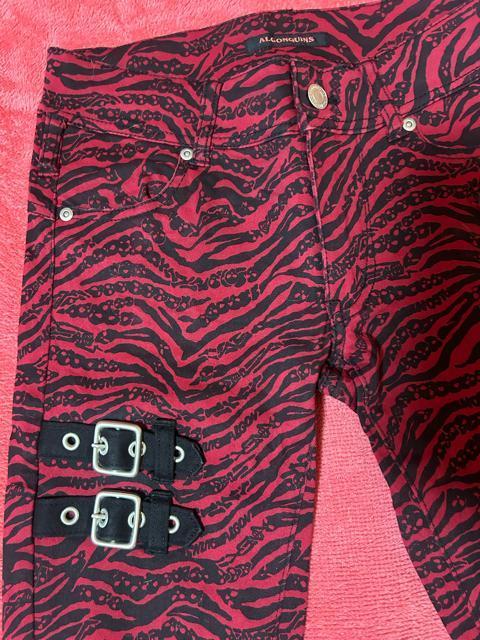 ALGONQUINS ベルトポイント装飾 ゼブラ風スカル柄 スキニーパンツ パンク 新品未使用 < ブランド ALGONQUINS ベルトポイント装飾 ゼブラ風スカル柄 スキニーパンツ パンク 新品未使用 < ブランドの