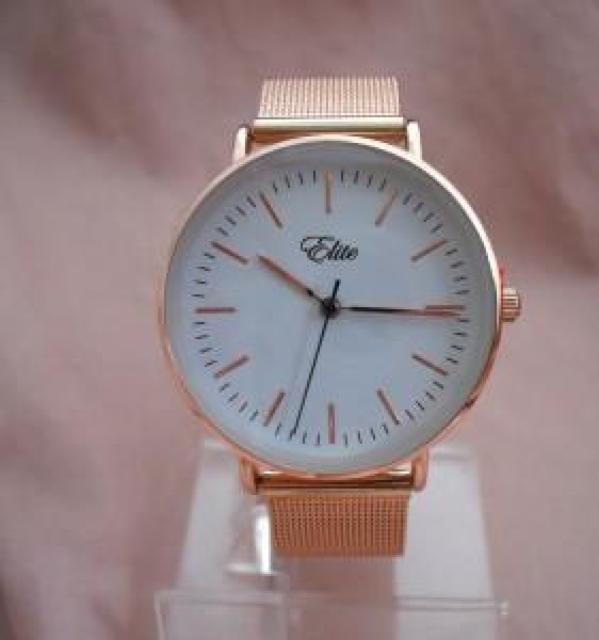 メッシュメタルベルトウォッチ小PGレディース腕時計 < 女性アクセサリー/時計 メッシュメタルベルトウォッチ小PGレディース腕時計 < 女性アクセサリー/時計の