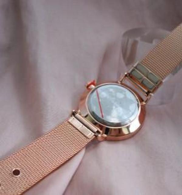 メッシュメタルベルトウォッチ小PGレディース腕時計 < 女性アクセサリー/時計 メッシュメタルベルトウォッチ小PGレディース腕時計 < 女性アクセサリー/時計の