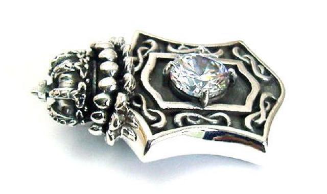 シルバー925 クラウンシールドペンダント チャーム ダイヤ < 男性アクセサリー/時計  シルバー925 クラウンシールドペンダント チャーム ダイヤ < 男性アクセサリー/時計の