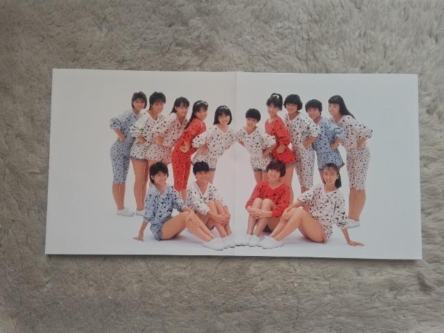 シングルレコード おニャン子クラブ '85/10 およしになってねティーチャー C/W テディベアの頃 < タレントグッズ シングルレコード おニャン子クラブ '85/10 およしになってねティーチャー C/W テディベアの頃 < タレントグッズの