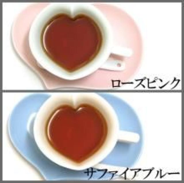 カップに注ぐとハート模様が浮かぶ♪ハートペアカップ&ソーサー皿&スプーン 6点セット < インテリア/ライフ  カップに注ぐとハート模様が浮かぶ♪ハートペアカップ&ソーサー皿&スプーン 6点セット < インテリア/ライフの