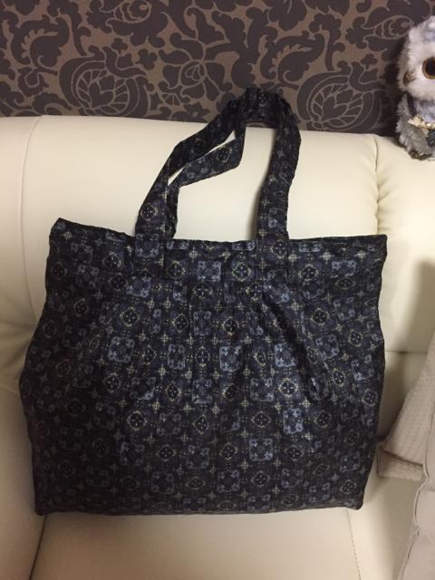 388.新品☆幾何学柄大型トートバッグ < 女性ファッション  388.新品☆幾何学柄大型トートバッグ < 女性ファッションの