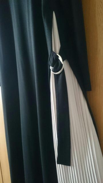 INGNI イング★サイドプリーツワンピース★ブラック×ライトグレー★ < ブランド  INGNI イング★サイドプリーツワンピース★ブラック×ライトグレー★ < ブランドの