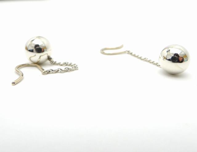 TIFFANY&CO. ティファニー ボール チェーン ハードウェア ドロップ ピアス SV925<USED>【送料無料】 < ブランド  TIFFANY&CO. ティファニー ボール チェーン ハードウェア ドロップ ピアス SV925<USED>【送料無料】 < ブランドの