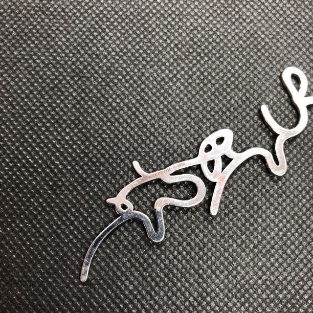 即決 HARE ハレ ひらがな ピアス 片耳のみ < ブランド  即決 HARE ハレ ひらがな ピアス 片耳のみ < ブランドの