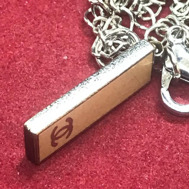 正規品 シャネル CoCo タグ形ネックレス ベージュ×シルバー < ブランド  正規品 シャネル CoCo タグ形ネックレス ベージュ×シルバー < ブランドの