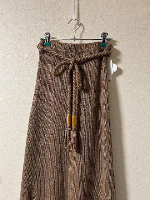 1.2Vi^OtLily BrownrэjbgXJ[g