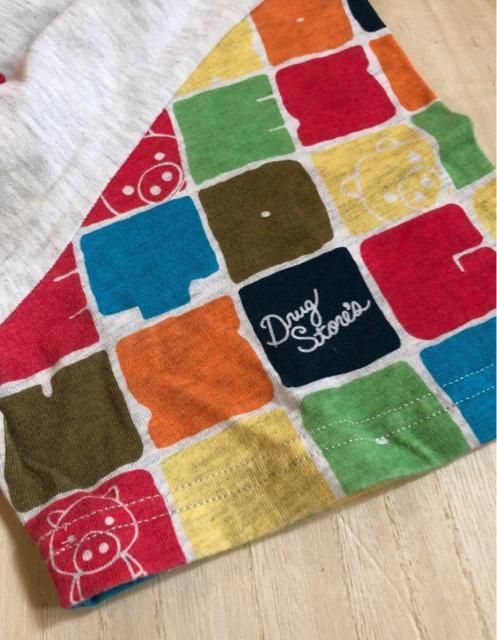 drug store's ドラッグストアーズ 前や袖にロゴやブタさん顔 Tシャツ < ブランド  drug store's ドラッグストアーズ 前や袖にロゴやブタさん顔 Tシャツ < ブランドの