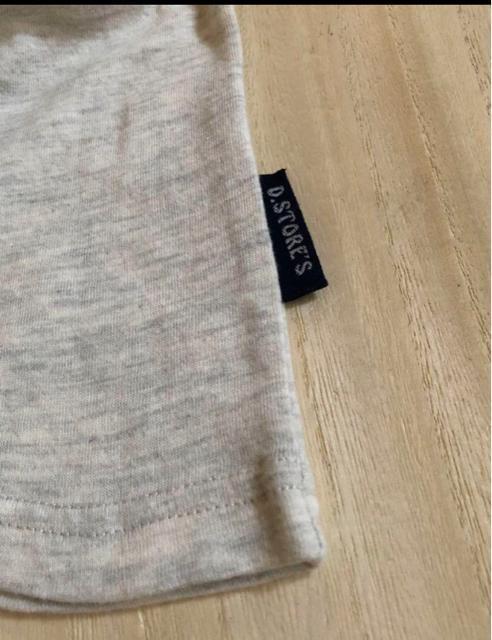 drug store's ドラッグストアーズ 前や袖にロゴやブタさん顔 Tシャツ < ブランド  drug store's ドラッグストアーズ 前や袖にロゴやブタさん顔 Tシャツ < ブランドの