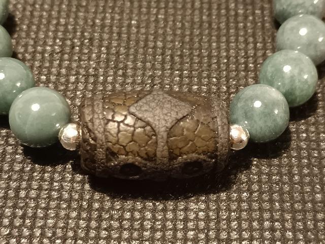 風化金剛四眼天珠「厄除け、健康運上昇」一点限り。 < 女性アクセサリー/時計 風化金剛四眼天珠「厄除け、健康運上昇」一点限り。 < 女性アクセサリー/時計の