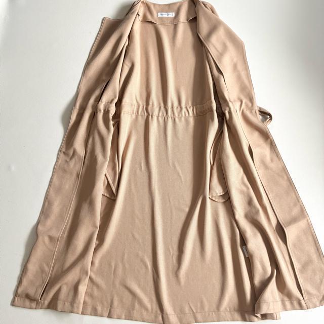 ◆極美品◆インタープラネット◆薄手ノーカラーコート◆ウエストリボン◆ベージュ◆F < 女性ファッション ◆極美品◆インタープラネット◆薄手ノーカラーコート◆ウエストリボン◆ベージュ◆F < 女性ファッションの