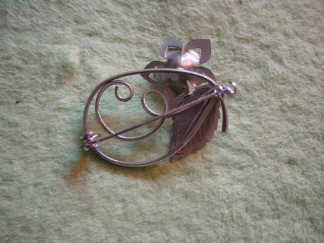 かわぃぃブローチ2個SET or 即決プラス1 < 女性アクセサリー/時計  かわぃぃブローチ2個SET or 即決プラス1 < 女性アクセサリー/時計の