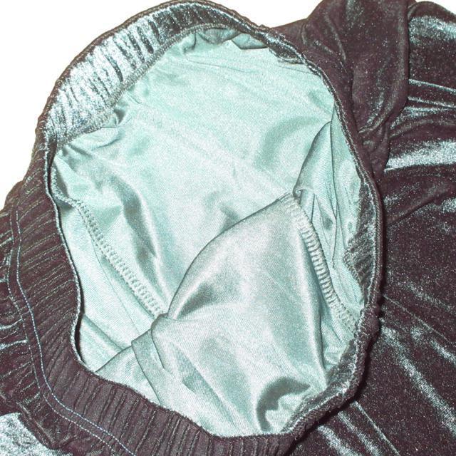 未使用☆ベロア地ロング丈スカート*秋冬*光沢感(ダークグリーン) < 女性ファッション  未使用☆ベロア地ロング丈スカート*秋冬*光沢感(ダークグリーン) < 女性ファッションの