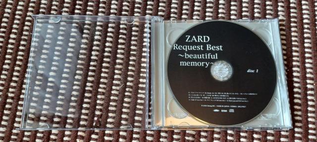 ZARD Request Best〜beautiful memory〜 < CD/DVD/ビデオ  ZARD Request Best〜beautiful memory〜 < CD/DVD/ビデオの