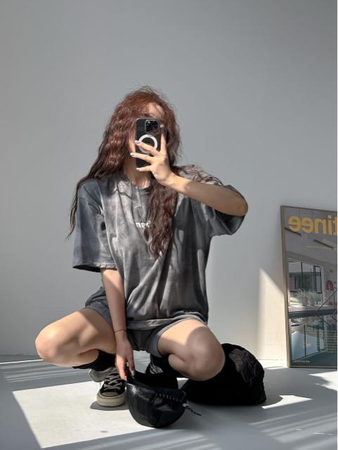 定価5,478円【新品未使用】タイダイ柄 ロゴTシャツ&短パン 2点セット●M グレー●韓国ファッション●セットアップ < 女性ファッション  定価5,478円【新品未使用】タイダイ柄 ロゴTシャツ&短パン 2点セット●M グレー●韓国ファッション●セットアップ < 女性ファッションの