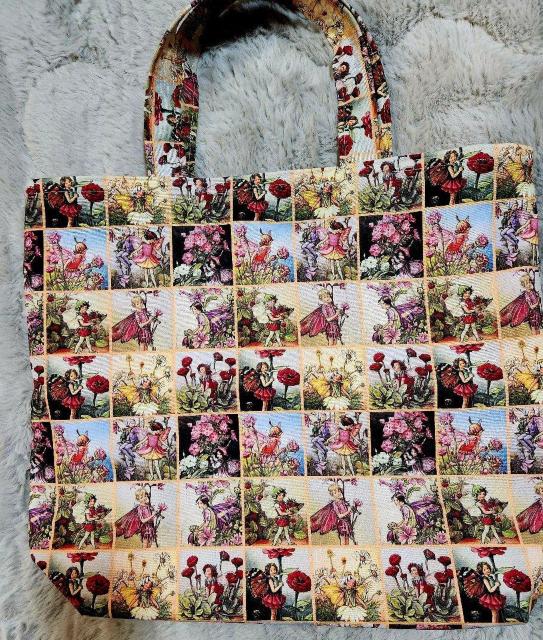 �����ȉ����d�����̑傫�߃T�C�Y�̕z�o�b�N�ł��B  �� �y�b�g/��|/���|�� 