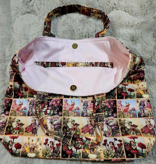 �����ȉ����d�����̑傫�߃T�C�Y�̕z�o�b�N�ł��B �� �y�b�g/��|/���|�� 