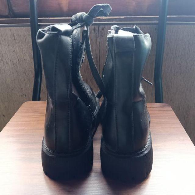 新品 23.5cm レディース ブーツ ブラック 厚底 シューズ ショートブーツ < 女性ファッション 新品 23.5cm レディース ブーツ ブラック 厚底 シューズ ショートブーツ < 女性ファッションの