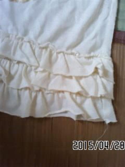 ロゴ&ネコプリント裾フリルチュニック < 女性ファッション  ロゴ&ネコプリント裾フリルチュニック < 女性ファッションの