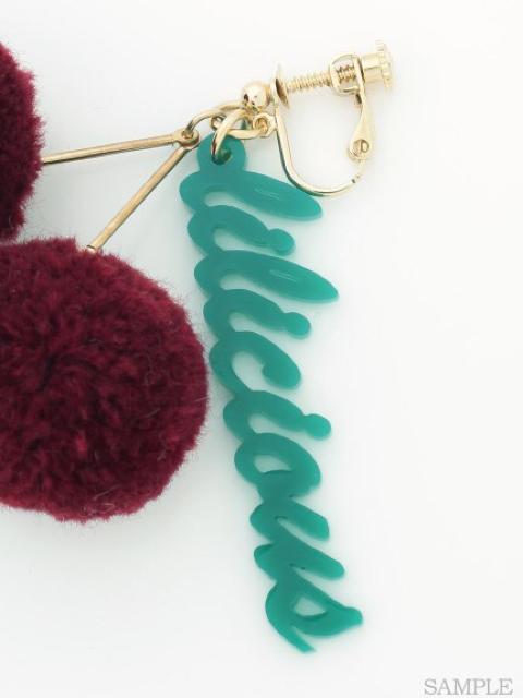 定価4,400円●lilLilly【新品】ポンポンチェリーイヤリング●赤 < ブランド  定価4,400円●lilLilly【新品】ポンポンチェリーイヤリング●赤 < ブランドの