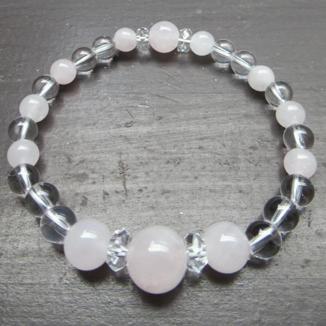 ローズクォーツx水晶ブレスレット < 女性アクセサリー/時計 ローズクォーツx水晶ブレスレット < 女性アクセサリー/時計の