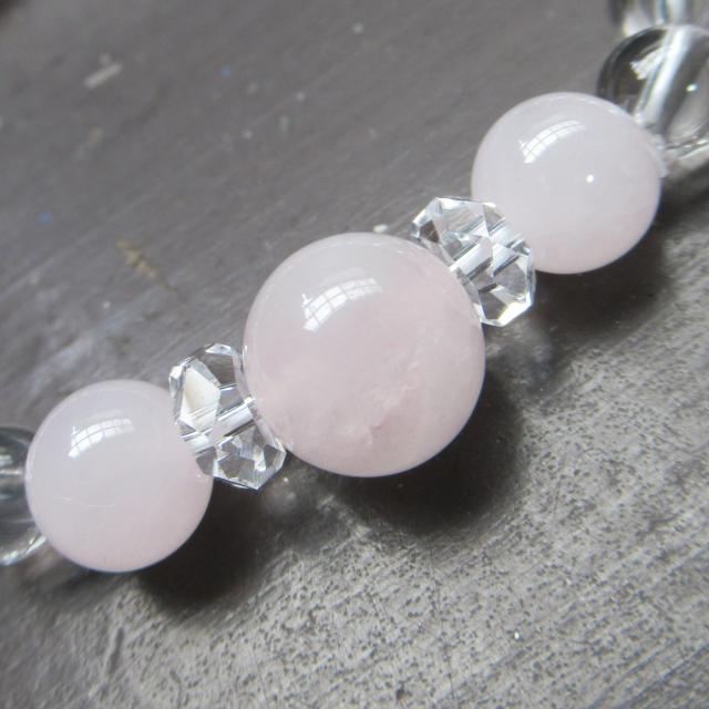 ローズクォーツx水晶ブレスレット < 女性アクセサリー/時計 ローズクォーツx水晶ブレスレット < 女性アクセサリー/時計の