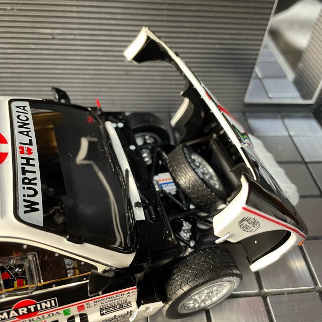 未展示品 京商 1/18 ランチア ラリー 037 1983 Costa Smeralda < ホビー  未展示品 京商 1/18 ランチア ラリー 037 1983 Costa Smeralda < ホビーの