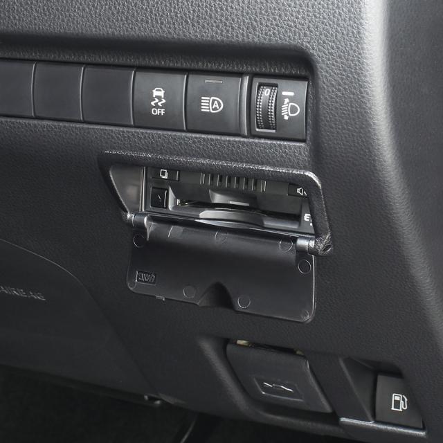 80系 ハリアー専用 ビルトインETCカバー MXUA/AXUH80系ハリアー専用 ETC装着箇所をスマートにカバー 盗難予防 < 自動車/バイク 80系 ハリアー専用 ビルトインETCカバー MXUA/AXUH80系ハリアー専用 ETC装着箇所をスマートにカバー 盗難予防 < 自動車/バイク