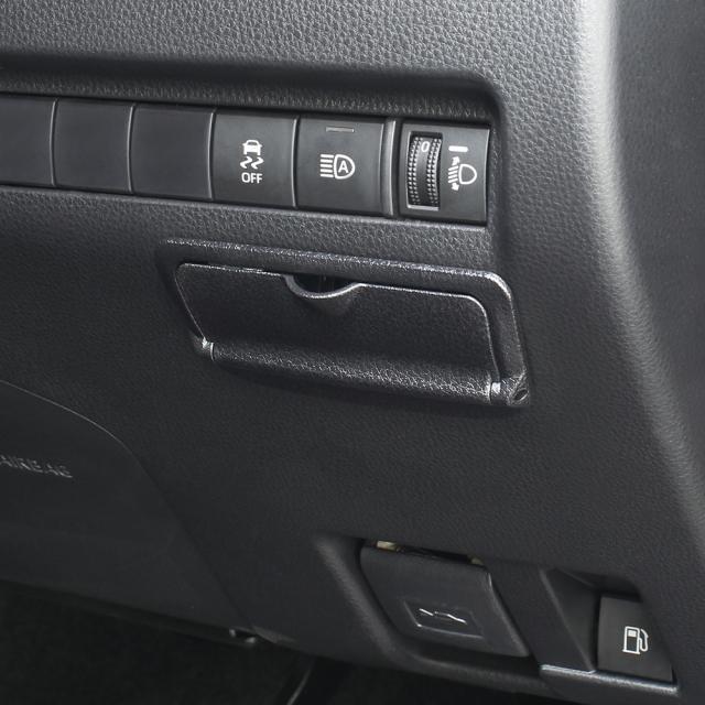 80系 ハリアー専用 ビルトインETCカバー MXUA/AXUH80系ハリアー専用 ETC装着箇所をスマートにカバー 盗難予防 < 自動車/バイク 80系 ハリアー専用 ビルトインETCカバー MXUA/AXUH80系ハリアー専用 ETC装着箇所をスマートにカバー 盗難予防 < 自動車/バイク