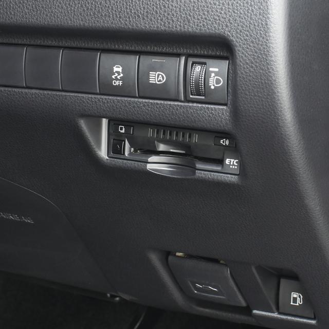 80系 ハリアー専用 ビルトインETCカバー MXUA/AXUH80系ハリアー専用 ETC装着箇所をスマートにカバー 盗難予防 < 自動車/バイク 80系 ハリアー専用 ビルトインETCカバー MXUA/AXUH80系ハリアー専用 ETC装着箇所をスマートにカバー 盗難予防 < 自動車/バイク