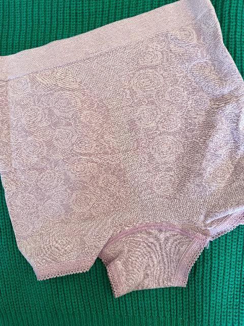 ♯新品♯ style up 成形スタンダード ショーツ M Aサイド縫い目なし 360度ストレッチ 立体編み < 女性ファッション  ♯新品♯ style up 成形スタンダード ショーツ M Aサイド縫い目なし 360度ストレッチ 立体編み < 女性ファッションの